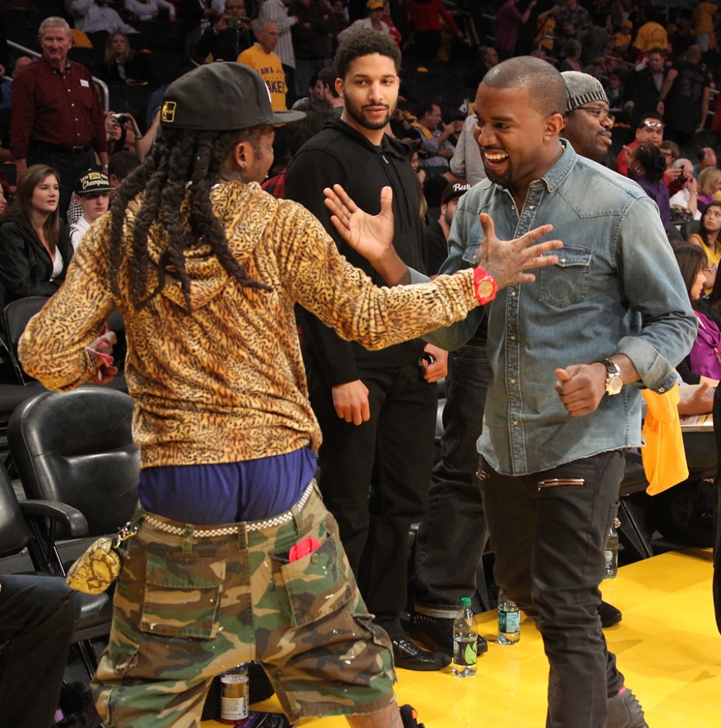 Picture of: Check out Lil Wayne’s look at the Lakers game