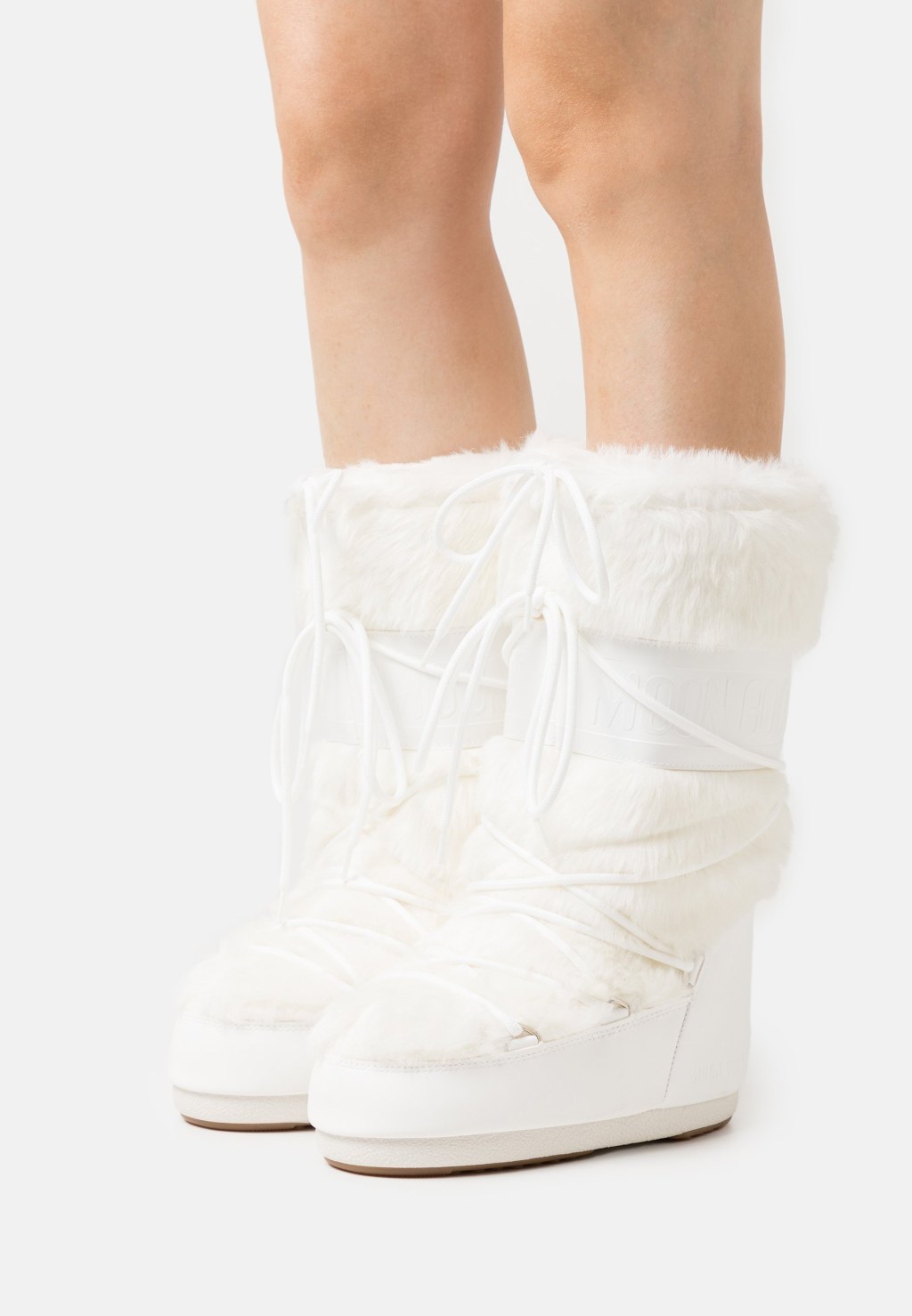 Picture of: Moon Boot ICON – Winter boots – optical white/white – Zalando